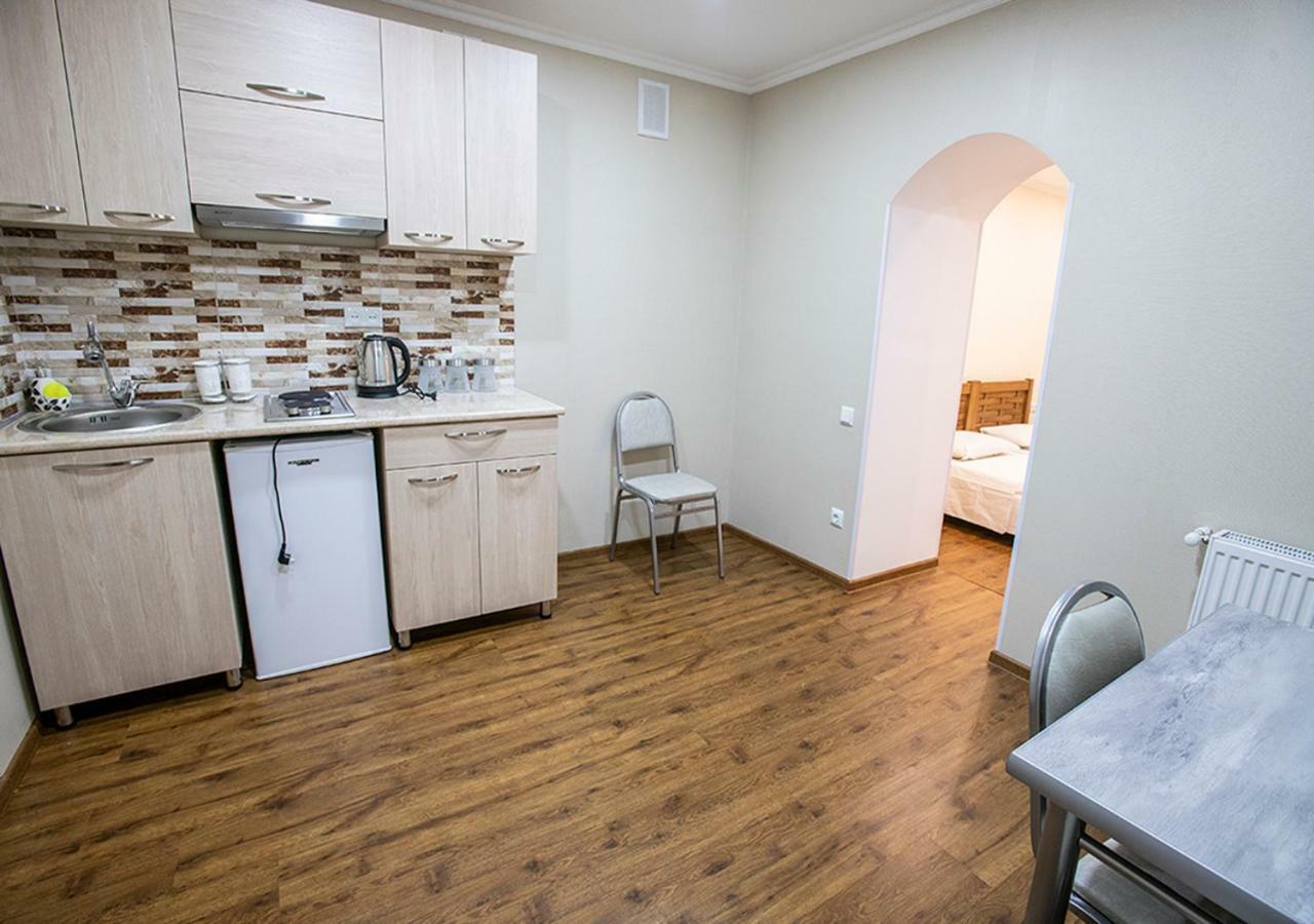 Dada - Cozy Apartment In The Center Of Tiflis Dış mekan fotoğraf